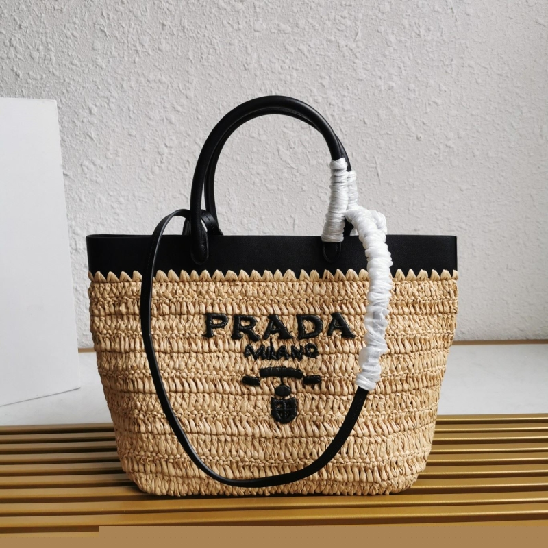 Pra*a shopping bags